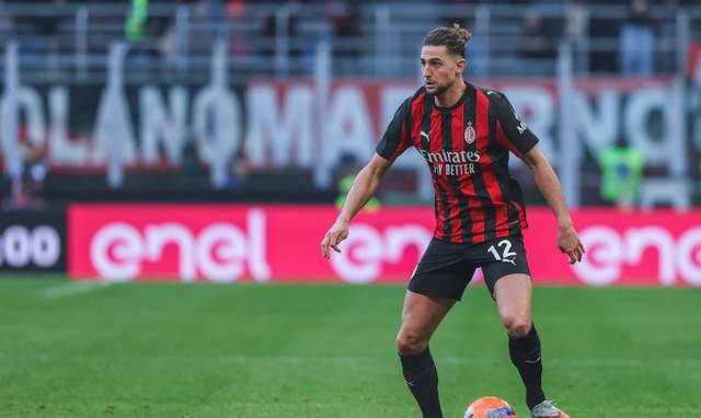 一日意甲动态综览：米兰3-0大胜强敌紧追国米，马洛塔坦言冬窗不计划引援